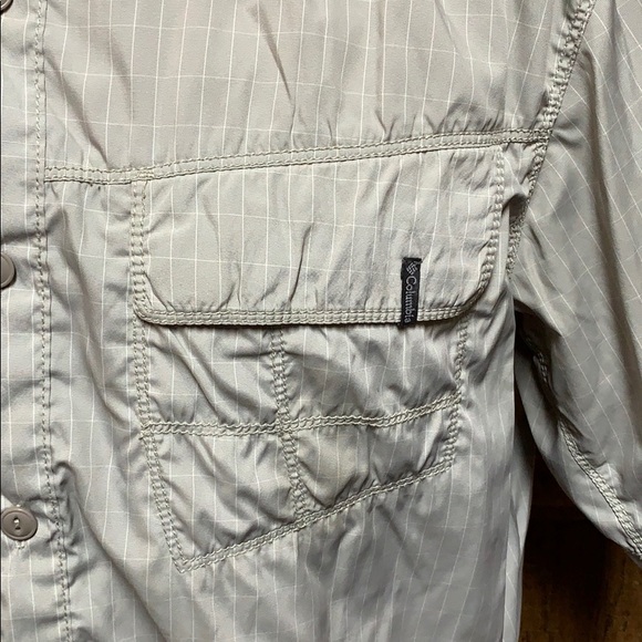 Columbia Omni-Shade UPF short sleeve shirt - Picture 2 of 6
